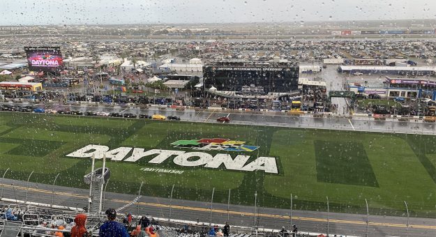 Daytona 500 Postponed. Will air at 3pm Monday on WCCQ