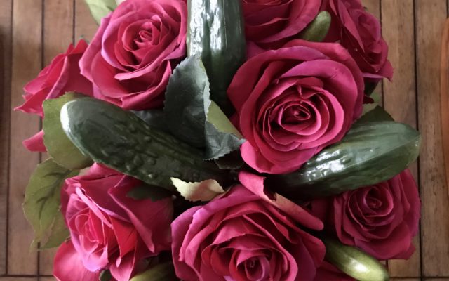 WORK SMARTER NOT HARDER:  Know What the Color of Your Rose Tells Your Valentine