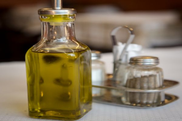 Olive Oil Could Save Your Life.  Here’s HOW.