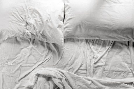 WCCQ Question:  Do You Use a Top Sheet on your Bed?