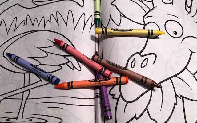 Daughter Replaces Family Photos With Crayon Drawings One By One, Parents Don’t Notice For 11 Days
