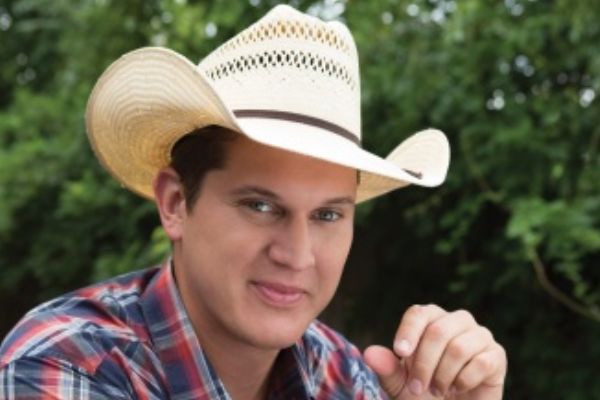 Jon Pardi Reveals Why He Stopped Drinking