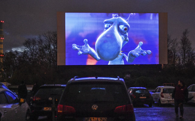 Sign of Summer:  Movies Start Tonight at 34 Drive-In in Earlville