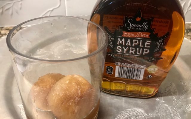 The New Fall Foodie Trend:  Maple Syrup Ice Cubes