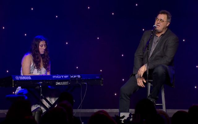 Vince Gill to Be Celebrated with Star-Studded “CMT GIANTS: Vince Gill” Sept. 16