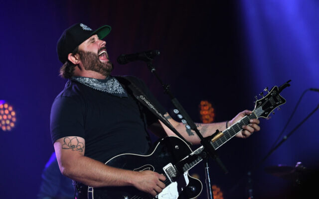 RANDY HOUSER AND WIFE EXPECTING SECOND CHILD TOGETHER