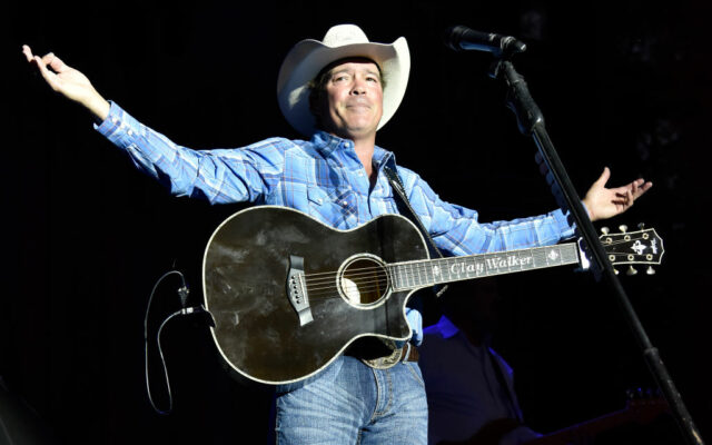 Clay Walker Expecting Eighth Child