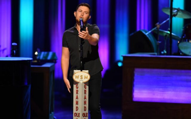 Scotty McCreery Gets Grand Ole Opry Invite From Garth Brooks