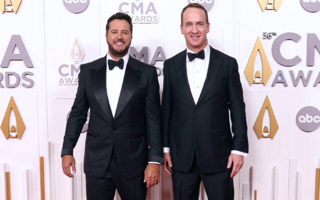 Luke Bryan And Peyton Manning To Return As Hosts Of CMA Awards